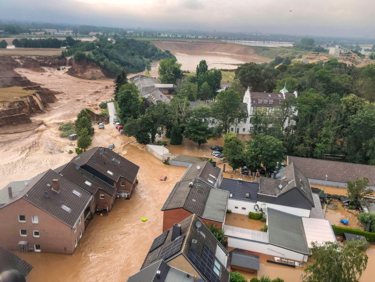 2021 European floods_2&nb