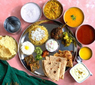 आग्रहाचं पान आणि वजनाचं भान