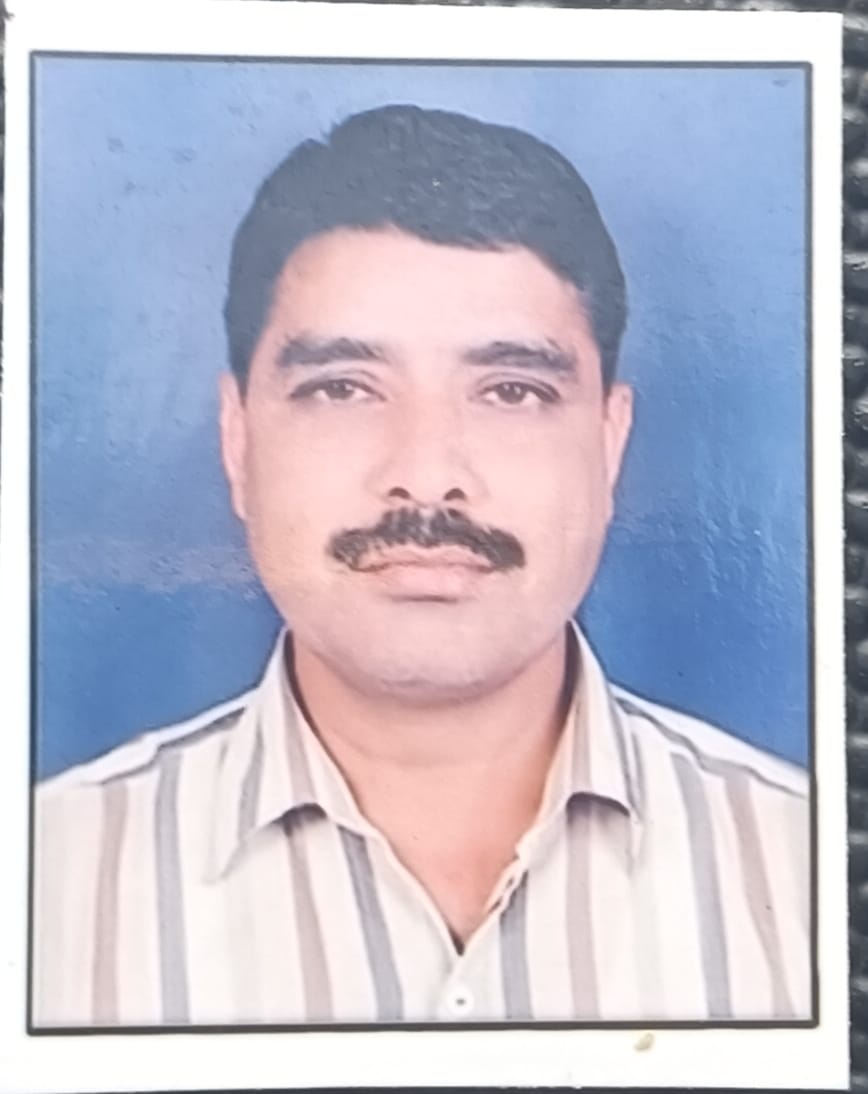 काशीनाथ  पवार 